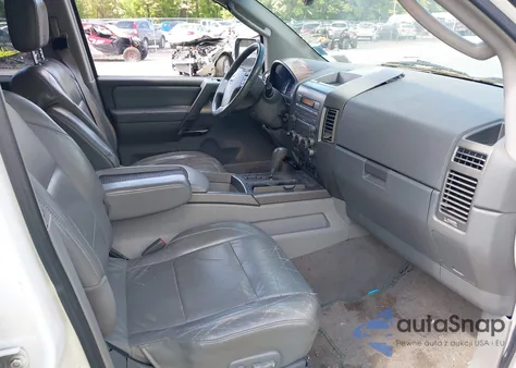 2004 Nissan Pathfinder Armada Se Off-Road from USA, damaged, VIN 5N1AA08B94N740819